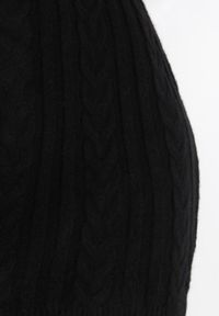 Born2be - Czarny Sweter w Warkoczowy Splot Syleris. Kolor: czarny. Materiał: dzianina. Wzór: aplikacja, ze splotem. Sezon: jesień, zima. Styl: klasyczny