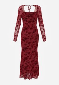 Renee - Czerwona Sukienka VICES Bodycon z Siateczki Ozdobionej Wzorem w Kwiaty Rivita. Okazja: na imprezę, na studniówkę. Typ kołnierza: dekolt kwadratowy. Kolor: czerwony. Wzór: aplikacja, kwiaty. Typ sukienki: bodycon. Styl: elegancki #5