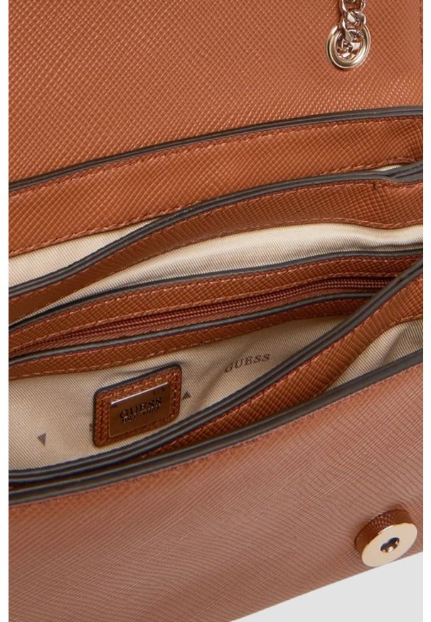 Guess - GUESS Brązowa torebka damska Noelle II. Kolor: brązowy. Materiał: skórzane. Styl: casual