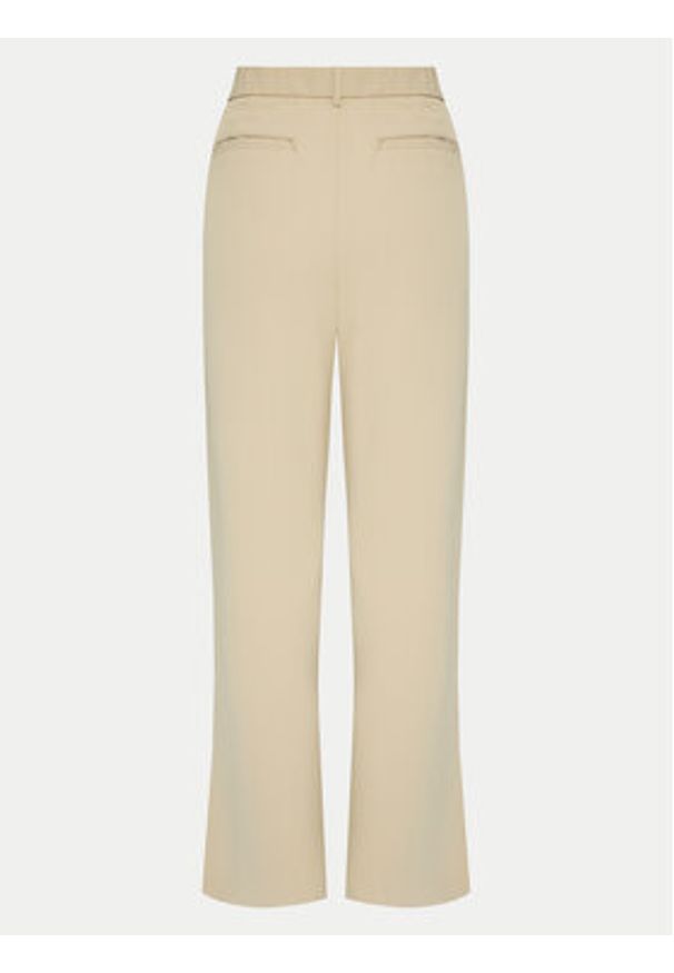 GAP - Gap Spodnie materiałowe 855968-02 Zielony Straight Fit. Kolor: zielony. Materiał: syntetyk