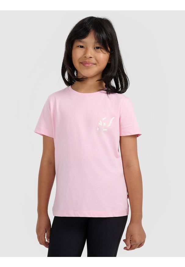4f - 4F T-shirt regular z nadrukiem dziewczęcy - różowy 122 (6-7 lat). Okazja: na co dzień. Kolor: różowy. Materiał: skóra, bawełna. Wzór: nadruk. Sezon: lato. Styl: klasyczny, casual