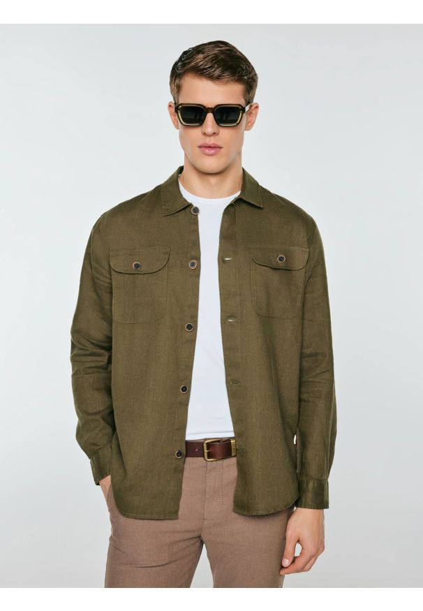 Big-Star - Lniana koszula męska khaki Workelin 303. Okazja: na co dzień. Kolor: zielony. Materiał: len. Długość rękawa: krótki rękaw. Styl: casual
