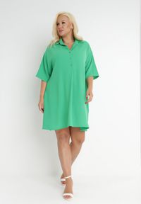 Born2be - Zielona Sukienka Kaseia. Okazja: na co dzień. Kolekcja: plus size. Kolor: zielony. Materiał: tkanina. Typ sukienki: dla puszystych, koszulowe, oversize. Styl: casual. Długość: mini #6