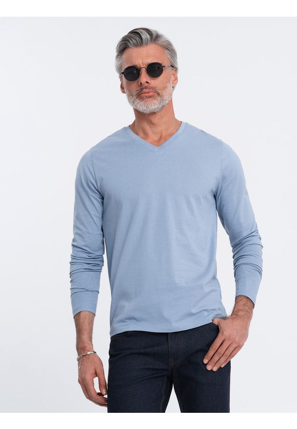 Ombre Clothing - Męski longsleeve bez nadruku z dekoltem w serek - niebieski denim V9 - Rozmiar: L. Okazja: na co dzień. Typ kołnierza: dekolt w serek. Kolor: niebieski. Materiał: denim. Długość rękawa: długi rękaw. Długość: długie. Wzór: gładki, jednolity. Styl: klasyczny, casual, elegancki