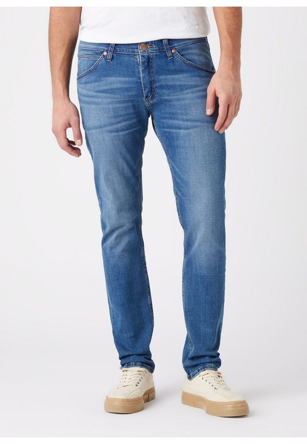 Wrangler - WRANGLER BRYSON MĘSKIE SPODNIE JEANSOWE MID INDIGO W14XCS30M