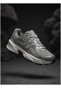 New Balance Sneakersy U740SG2 W Srebrny. Kolor: srebrny. Materiał: materiał #1