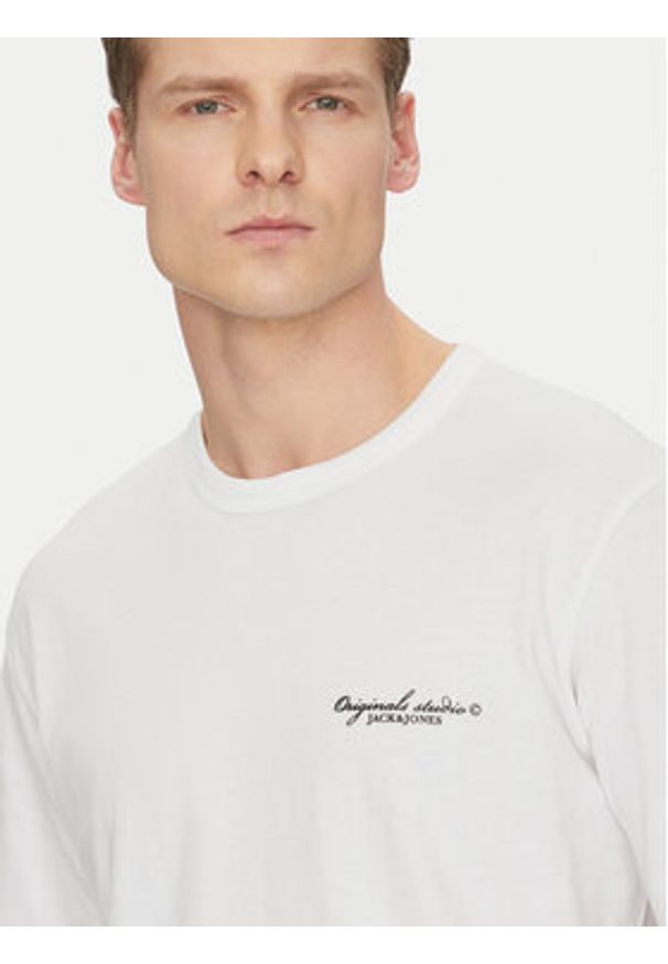 Jack & Jones - Jack&Jones T-Shirt Boston 12272968 Biały Relaxed Fit. Kolor: biały. Materiał: bawełna