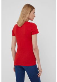 Tommy Jeans T-shirt damski kolor czerwony. Okazja: na co dzień. Kolor: czerwony. Materiał: dzianina, bawełna. Wzór: nadruk. Styl: casual