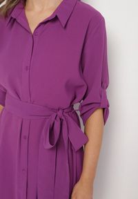Born2be - Fioletowa Rozkloszowana Mini Sukienka Zapinana na Guziki z Materiałowym Paskiem Vleco. Kolor: fioletowy. Materiał: materiał. Długość: mini #3