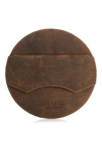 Okrągła listonoszka skórzana PAOLO PERUZZI T-92-LB j. brązowa. Kolor: brązowy. Sezon: zima, jesień. Materiał: skórzane. Styl: elegancki, vintage. Rodzaj torebki: na ramię #1