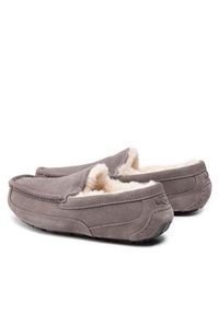 Ugg Kapcie M Ascot 1101110 Szary. Kolor: szary. Materiał: skóra #5