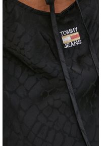 Tommy Jeans sukienka kolor czarny midi rozkloszowana. Kolor: czarny. Materiał: tkanina, wiskoza. Długość rękawa: na ramiączkach. Wzór: gładki. Typ sukienki: rozkloszowane. Długość: midi #4