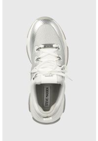 Steve Madden sneakersy Medallion kolor biały SM19000039. Nosek buta: okrągły. Zapięcie: sznurówki. Kolor: biały. Materiał: materiał. Obcas: na platformie #5