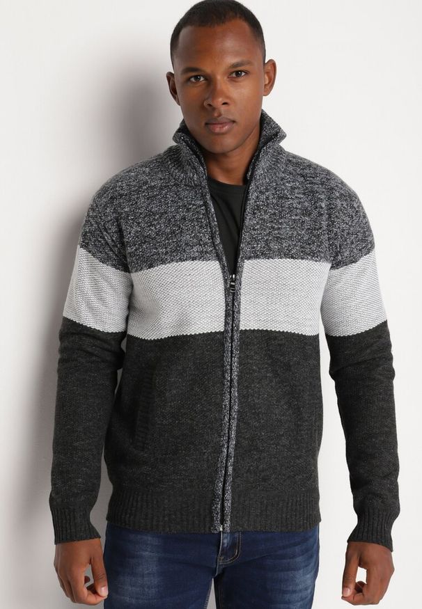 Born2be - Czarny Rozpinany Kardigan z Wełną Ozdobiony Paskami z Wsuwanymi Kieszeniami Tinavella. Okazja: na co dzień. Kolor: czarny. Materiał: wełna. Wzór: aplikacja. Styl: casual, elegancki, klasyczny