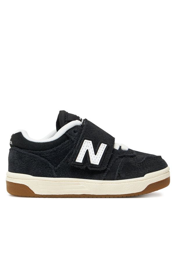 Sneakersy New Balance. Kolor: czarny