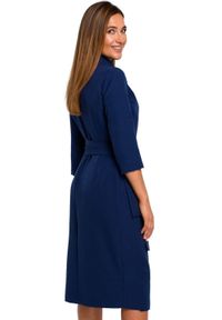 Style - Sukienka elegancka ołówkowa kopertowa midi z paskiem granatowa. Kolor: niebieski. Materiał: materiał, elastan. Typ sukienki: ołówkowe, kopertowe. Styl: elegancki. Długość: midi