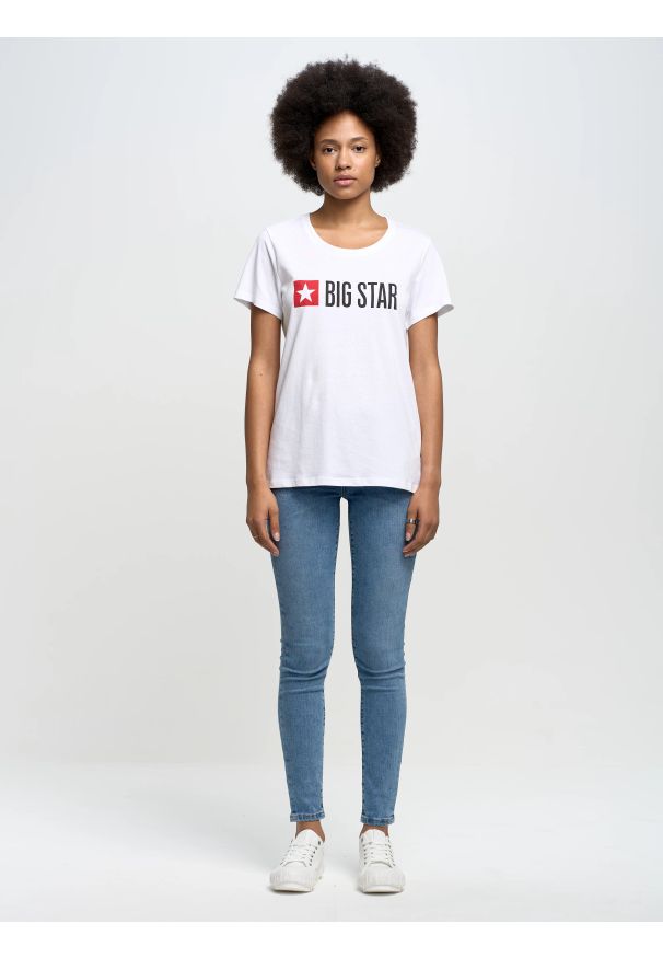 Big-Star - Koszulka damska z logo biała Risma 101. Okazja: na co dzień. Kolor: biały. Materiał: dzianina, jeans. Wzór: aplikacja, nadruk. Styl: sportowy, casual