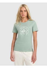 4f - 4F T-shirt regular z nadrukiem damski - zielony L. Okazja: na co dzień. Kolor: zielony. Materiał: bawełna, dzianina. Długość rękawa: krótki rękaw. Długość: krótkie. Wzór: nadruk. Styl: casual #1