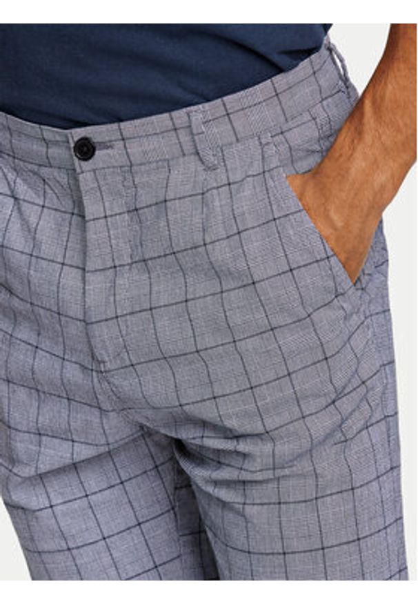 Lindbergh Szorty materiałowe 30-505024 Niebieski Wide Fit. Kolor: niebieski. Materiał: bawełna