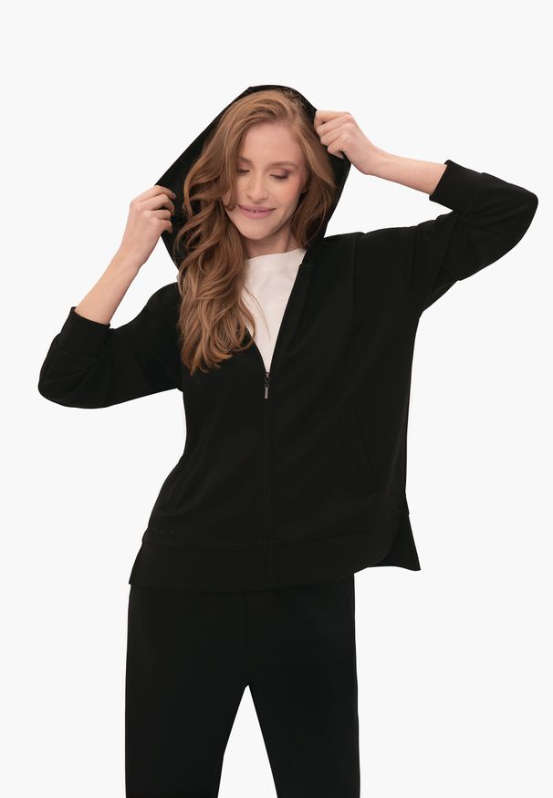 Volcano - Bluza z kapturem B-FLORENCE. Typ kołnierza: kaptur. Kolor: czarny. Materiał: poliester, elastan, materiał, włókno, wiskoza. Wzór: gładki