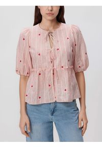 Reserved - Bluzka z baskinką - czerwony. Kolor: czerwony. Materiał: bawełna, tkanina #1