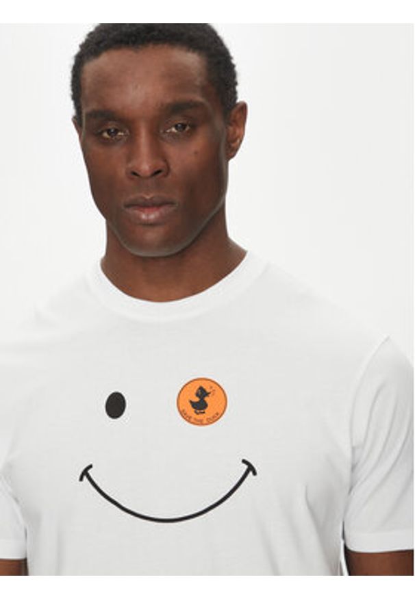 Save The Duck T-Shirt DT1197M BESY20 Biały Regular Fit. Kolor: biały. Materiał: bawełna