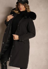 Renee - Czarna Długa Kurtka o Fasonie Parki z Futerkiem Edelais. Okazja: na co dzień. Kolor: czarny. Materiał: futro. Długość: długie. Styl: elegancki, casual #5