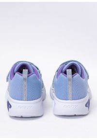 Geox - Sneakersy dziecięce niebieskie GEOX J Assister Girl. Kolor: niebieski. Materiał: materiał. Sport: bieganie #3