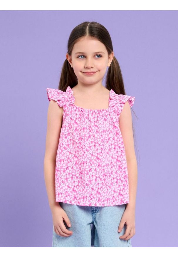 Sinsay - Bluzka z falbankami w kwiatowy wzór - różowy. Typ kołnierza: kołnierz z falbankami. Kolor: różowy. Wzór: kwiaty