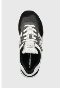 New Balance sneakersy WL574PQ2 kolor czarny. Nosek buta: okrągły. Zapięcie: sznurówki. Kolor: czarny. Materiał: guma. Model: New Balance 574