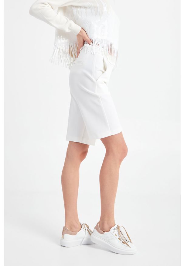 Pinko - SPODENKI FIDATO PINKO. Stan: podwyższony. Długość: krótkie. Sezon: lato. Styl: klasyczny, rockowy