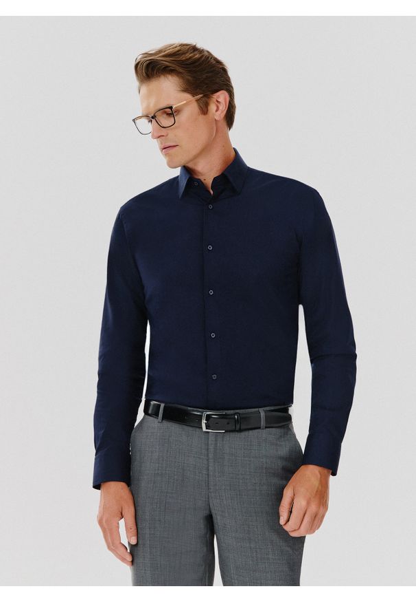 Pako Lorente - PAKO LORENTE – Granatowa koszula męska długi rękaw. Okazja: na co dzień. Kolor: beżowy, niebieski. Materiał: bawełna, elastan. Długość rękawa: długi rękaw. Długość: długie. Wzór: gładki. Styl: casual