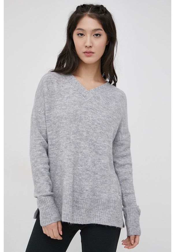 Tom Tailor Sweter damski kolor szary. Kolor: szary. Materiał: dzianina