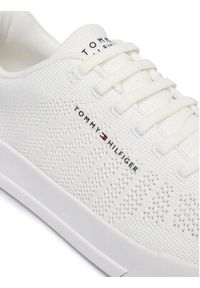 TOMMY HILFIGER - Tommy Hilfiger Sneakersy Th Court Knit FM0FM05823 Biały. Kolor: biały. Materiał: materiał #4