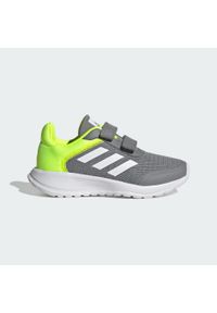 Buty do chodzenia dla dzieci Adidas Tensaur Run Shoes. Kolor: szary, biały, wielokolorowy, żółty. Materiał: materiał. Sport: bieganie, turystyka piesza