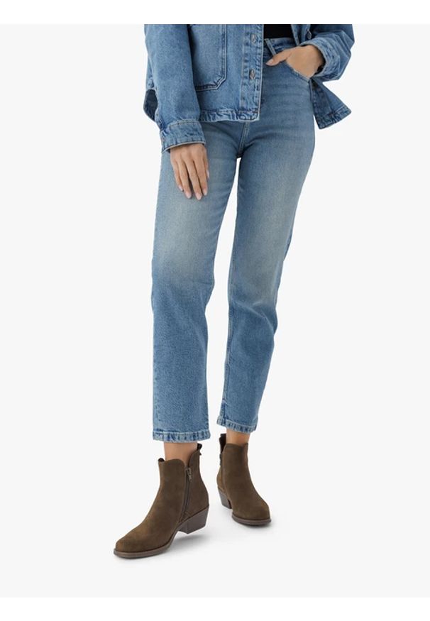 Ryłko - Zielone botki ze skóry welurowej. Wysokość cholewki: za kostkę. Zapięcie: zamek. Kolor: zielony. Materiał: skóra, welur. Szerokość cholewki: normalna. Obcas: na obcasie. Styl: klasyczny, street. Wysokość obcasa: średni