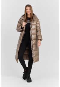 Hetrego - HETREGO Beżowy damski płaszcz puchowy Tara Woman Oversized Quilted Coat, Rozmiar 36 EU - 40 IT. Kolor: beżowy. Materiał: puch. Długość rękawa: długi rękaw. Długość: długie #4