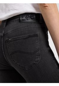 Lee - LEE DAMSKIE SPODNIE JEANSOWE LEE SCARLETT HIGH ZIP TRUE TO BLACK 112365074 #4