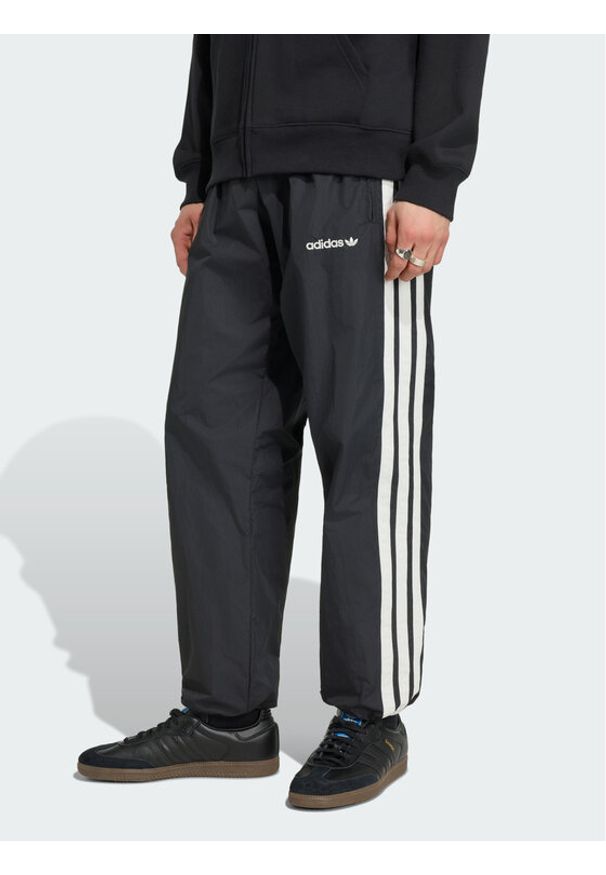 Adidas - adidas Spodnie dresowe 164818 Czarny Loose Fit. Kolor: czarny. Materiał: dresówka