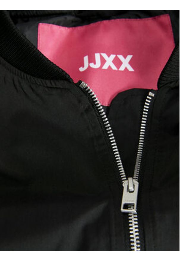 JJXX Kurtka bomber Leila 12253330 Czarny Regular Fit. Kolor: czarny. Materiał: syntetyk