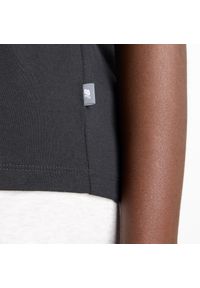 Koszulka damska New Balance WT51540BK – czarna. Kolor: czarny. Materiał: bawełna, materiał. Wzór: napisy #3