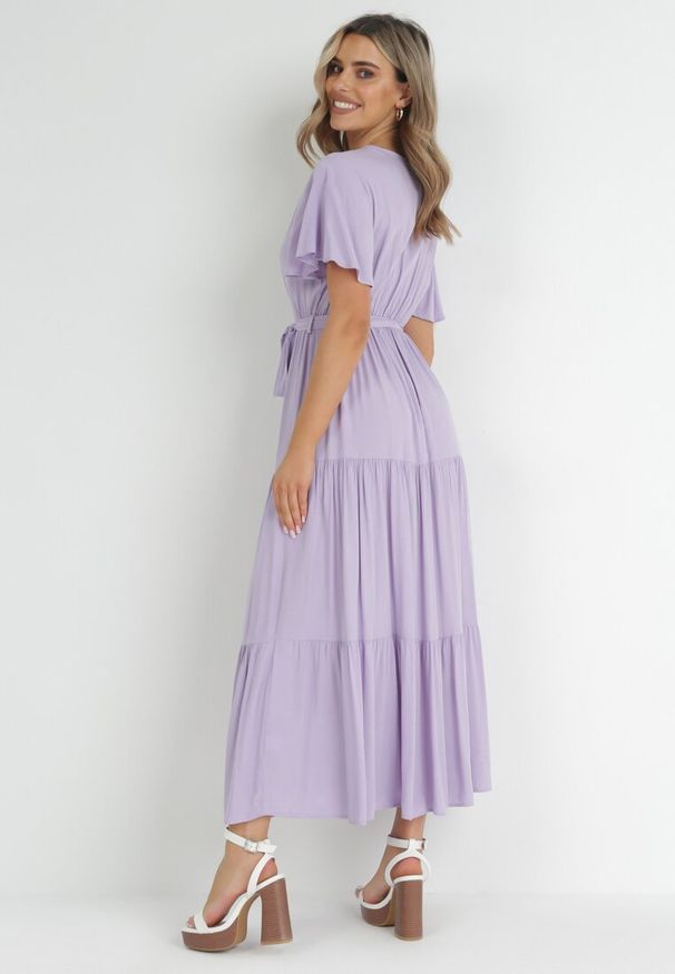 Born2be - Fioletowa Rozkloszowana Sukienka Maxi z Wiązanym Paskiem Japhelia. Kolor: fioletowy. Materiał: materiał. Styl: klasyczny. Długość: maxi