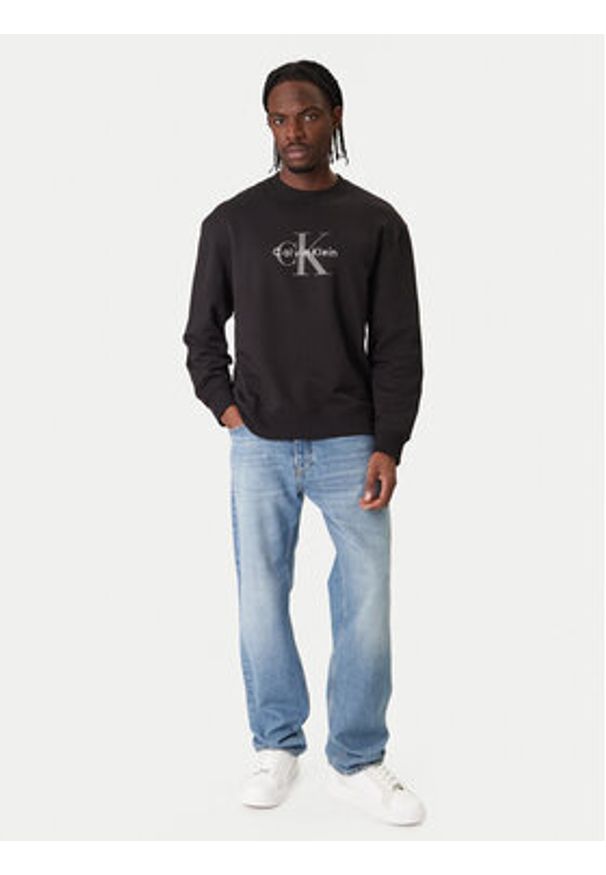 Calvin Klein Jeans Bluza LV04RD242G Czarny Regular Fit. Kolor: czarny. Materiał: bawełna