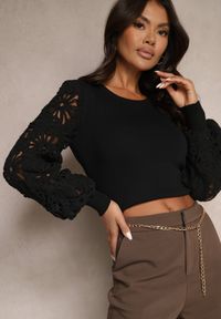Renee - Czarny Sweter z Wiskozą z Eleganckimi Rękawami w Ażurowy Wzór Nolvila. Okazja: na spacer, na co dzień. Kolor: czarny. Materiał: wiskoza. Wzór: ażurowy. Styl: elegancki #3