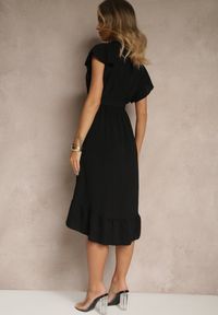 Renee - Czarna Sukienka o Rozkloszowanym Kroju z Paskiem i Falbanką Nativese. Okazja: na co dzień, na spacer. Kolor: czarny. Typ sukienki: proste. Styl: elegancki, casual #5