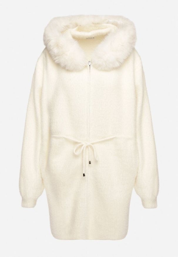 Born2be - Jasnobeżowy Płaszcz o Długim Kroju z Futrem i Ściągaczem w Talii Delirith. Okazja: na co dzień. Typ kołnierza: kaptur. Kolor: beżowy. Materiał: futro. Długość: długie. Styl: casual, elegancki