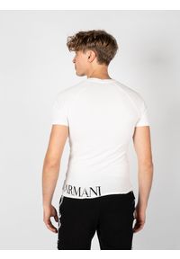 Emporio Armani T-shirt V-neck | 111760 3R755 | Mężczyzna | Biały. Kolor: biały. Materiał: bawełna, elastan. Wzór: nadruk, aplikacja #5