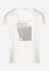 Born2be - Biały Bawełniany T-shirt z Ozdobnym Napisem i Cyrkoniami Krisiona. Kolor: biały. Materiał: bawełna. Wzór: napisy. Sezon: lato