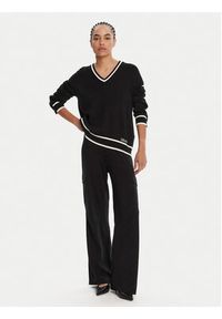 Liu Jo Sport Sweter TF5229 MS59L Czarny Regular Fit. Kolor: czarny. Materiał: syntetyk. Styl: sportowy #3