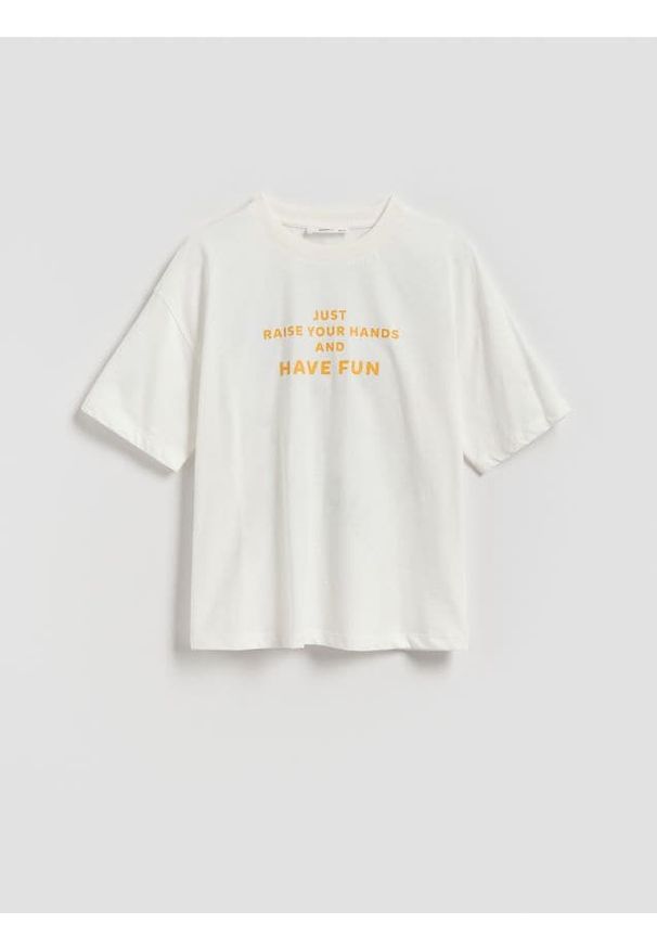 Reserved - T-shirt z nadrukiem - złamana biel. Materiał: bawełna, dzianina. Wzór: nadruk
